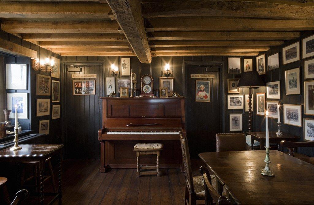 The Anchor Inn Lower Froyle Restoran gambar